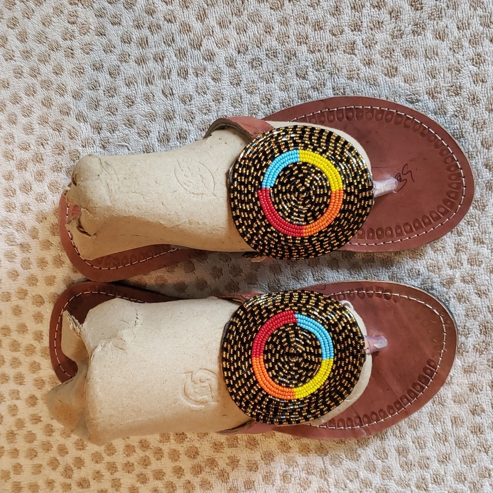 Beautiful Ladies Maasai Leather Sandals. Size 9 or 39 decorated with beads.